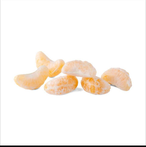 Freeze dried tangerine pieces